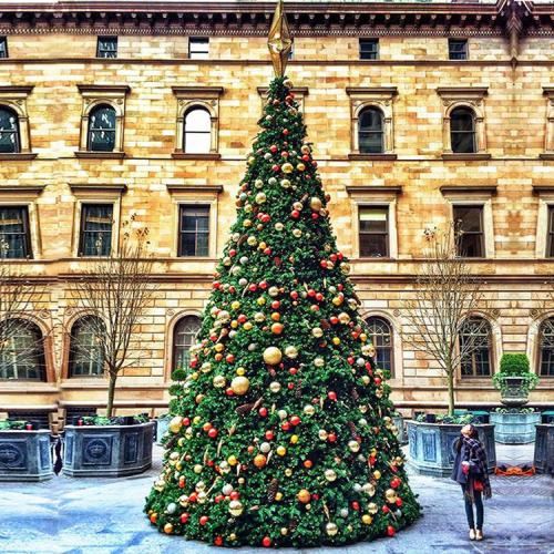 Luxury Giant Outdoor Waterproof Christmas Tree Decoration