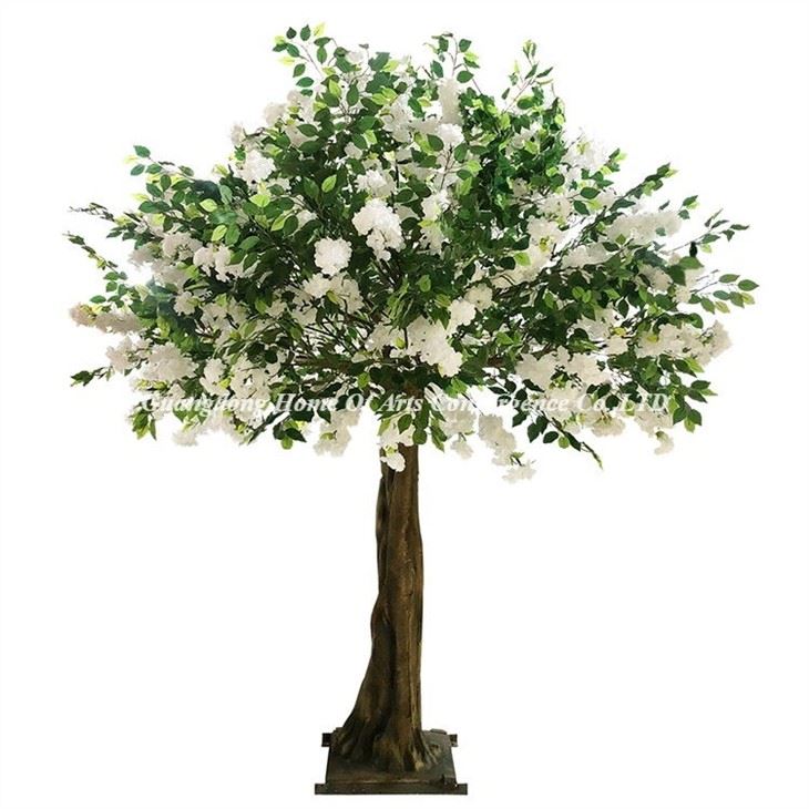 Faux arbre floral blanc géant fabriqué à la main de qualité